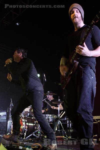 THE CHEMISTS - 2009-11-20 - PARIS - Elysee Montmartre - 